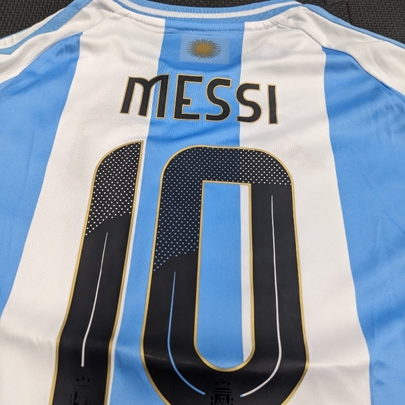 Argentina Messi #10 Copa America Home Adult Jersey - Picture 3 of 10